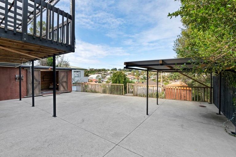 Photo of property in 2/25 Matai Road, Stanmore Bay, Whangaparaoa, 0932