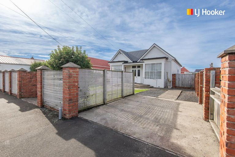Photo of property in 47 Queens Drive, Saint Kilda, Dunedin, 9012