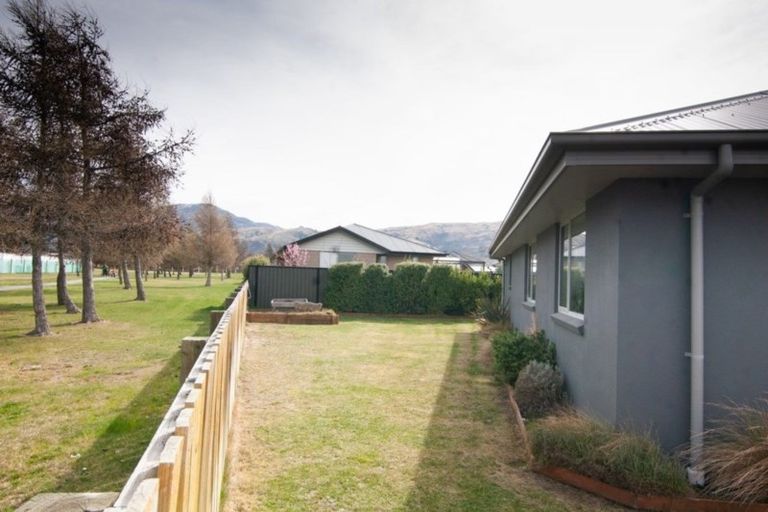 Photo of property in 11 Olds Crescent, Cromwell, 9310