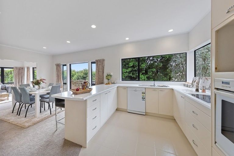 Photo of property in 1/54 Simmental Crescent, Somerville, Auckland, 2014