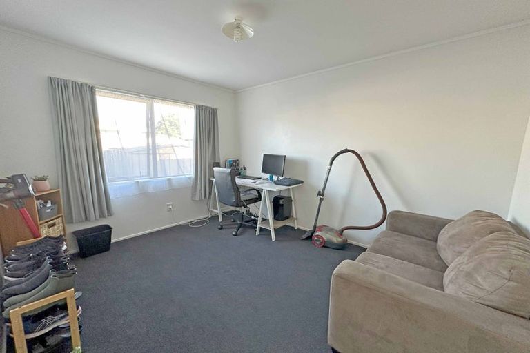 Photo of property in 24a Lloyd Drive, Nawton, Hamilton, 3200