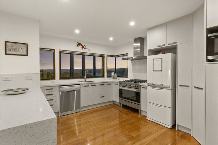 Photo of property in 20 Imran Terrace, Khandallah, Wellington, 6035