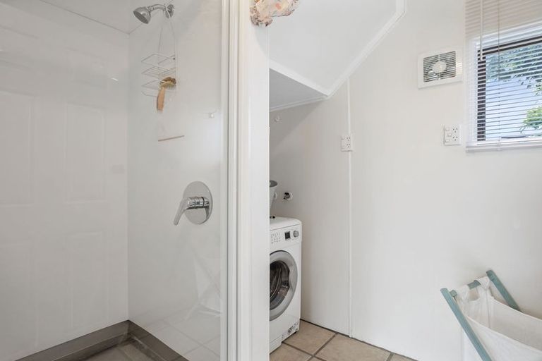 Photo of property in 988 Papamoa Beach Road, Papamoa Beach, Papamoa, 3118