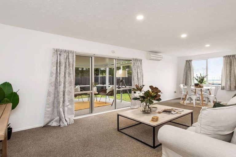 Photo of property in 15 Chadbury Street, Parklands, Christchurch, 8083