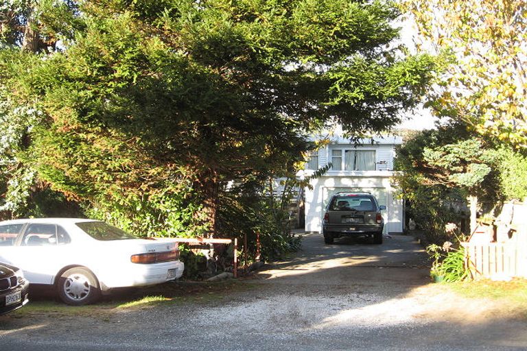 Photo of property in 33 Dale Road, Raumati South, Paraparaumu, 5032