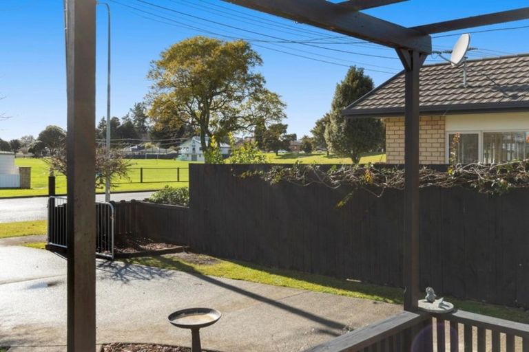 Photo of property in 19a Pemberton Crescent, Greerton, Tauranga, 3112