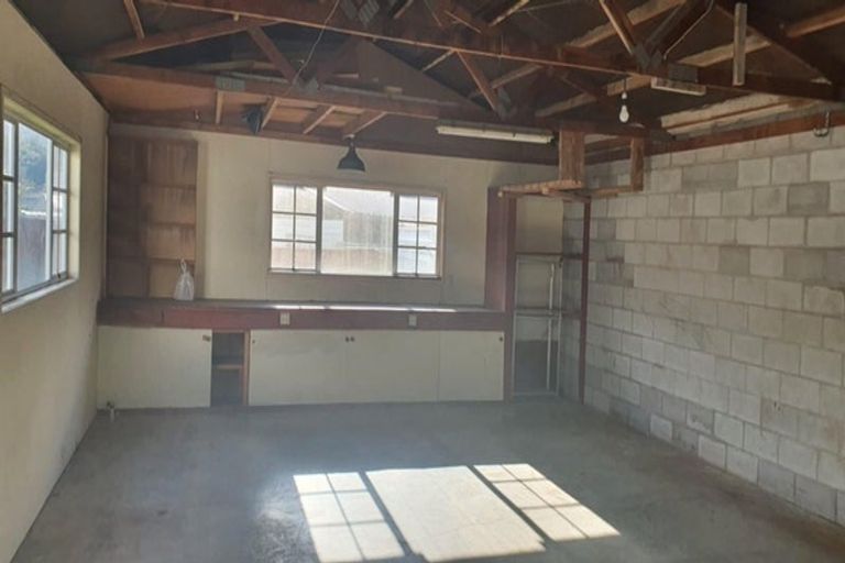 Photo of property in 323 Malfroy Road, Pomare, Rotorua, 3015