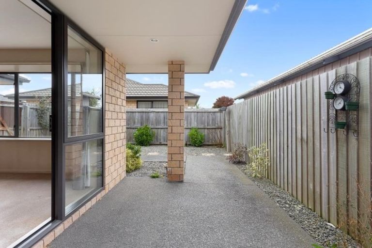 Photo of property in 2/23 Sabina Street, Shirley, Christchurch, 8013