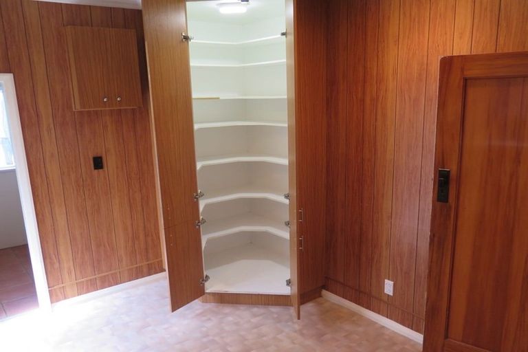 Photo of property in 28 Melbourne Road, Island Bay, Wellington, 6023