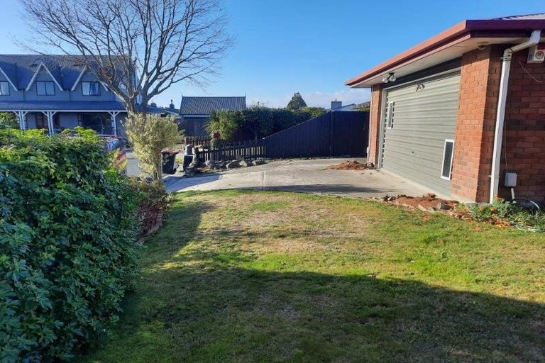 Photo of property in 6 Chokebore Place, Sockburn, Christchurch, 8042