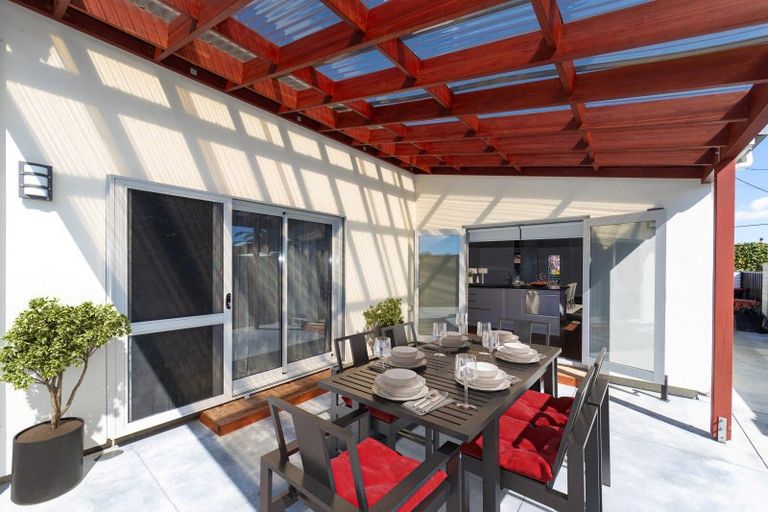 Photo of property in 11a Avenue Road, Greenmeadows, Napier, 4112