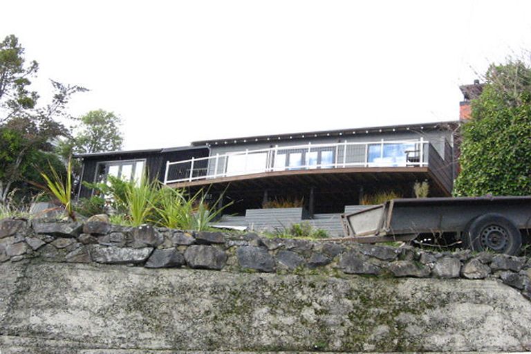 Photo of property in 28 Marion Street, Macandrew Bay, Dunedin, 9014