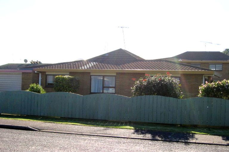 Photo of property in 23c Riverside Road, Orewa, 0931