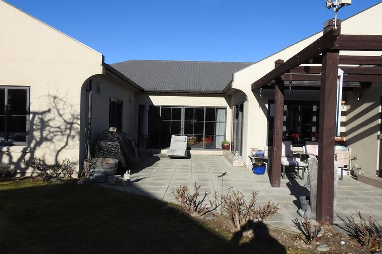 Photo of property in 10 Walnut Grove, Alexandra, 9320