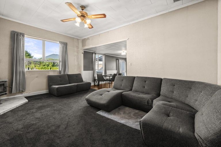 Photo of property in 74 Aitken Street, Ashburton, 7700