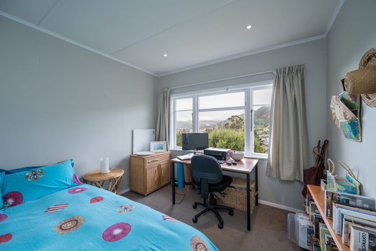 Photo of property in 18 Thompson Terrace, Toi Toi, Nelson, 7010