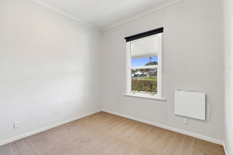 Photo of property in 19 Carey Street, Waitara, 4320