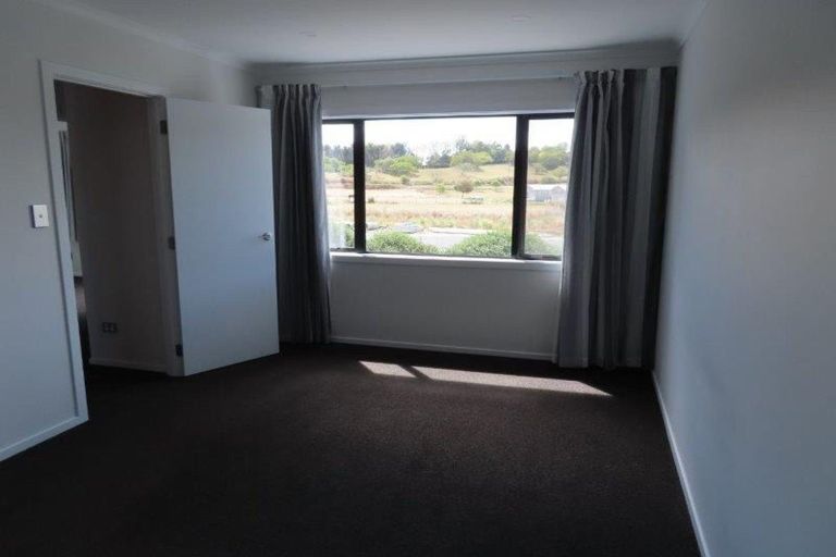 Photo of property in 16 Rebekah Crescent, Flagstaff, Hamilton, 3210