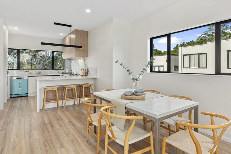 Photo of property in 20 Waka Street, Albany Heights, Auckland, 0632