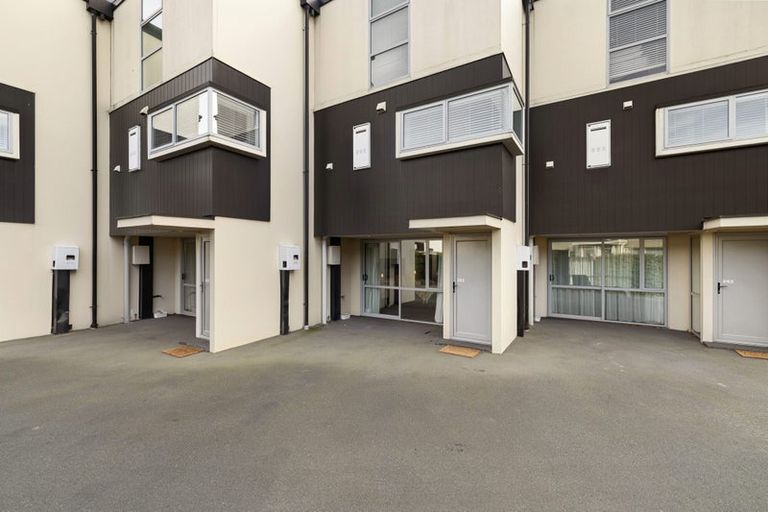 Photo of property in Merivale Manor Townhouse, 123c Papanui Road, Merivale, Christchurch, 8014