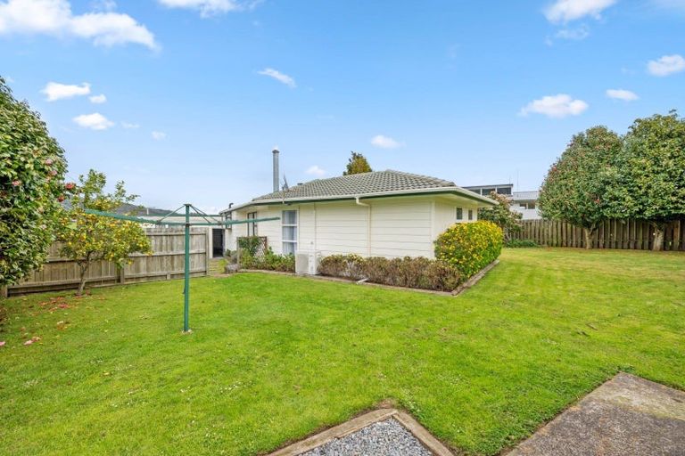Photo of property in 10 Walnut Place, Owhata, Rotorua, 3010