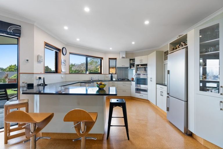 Photo of property in 18c Ashmore Drive, Frankleigh Park, New Plymouth, 4310