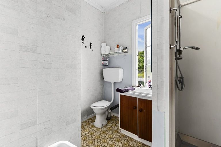 Photo of property in 31 David Street, Westown, New Plymouth, 4310