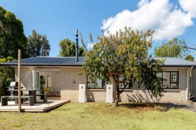 Photo of property in 8 Emerald Place, Papamoa Beach, Papamoa, 3118