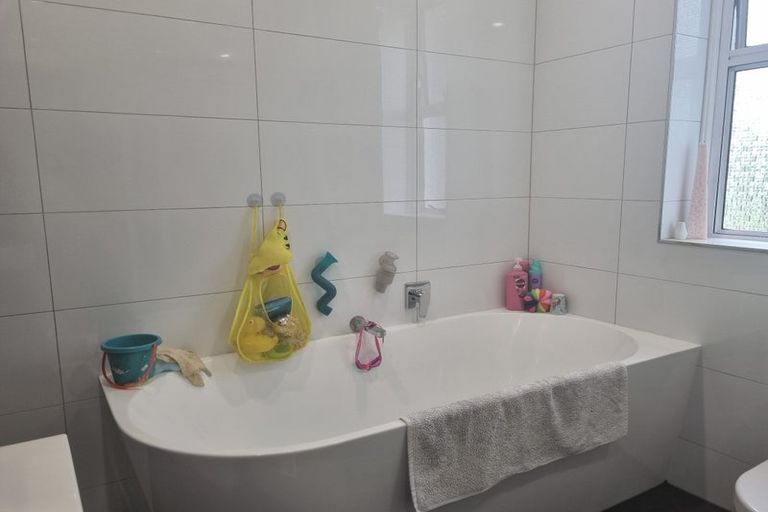 Photo of property in 8 John Mcdonald Mews, Masterton, 5810