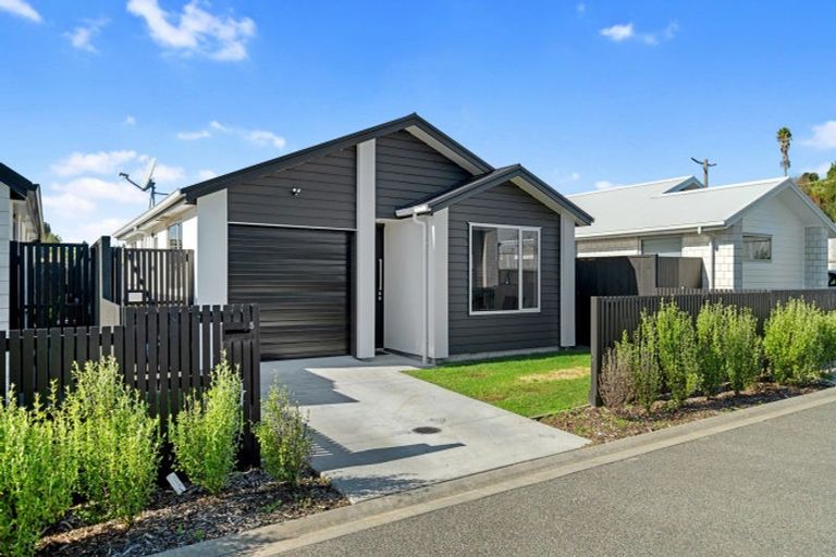 Photo of property in 5 Kotata Lane, Poike, Tauranga, 3112