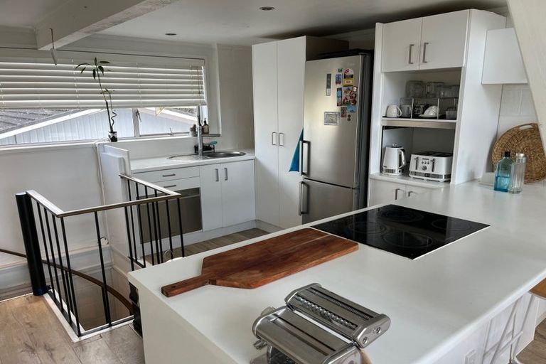 Photo of property in 1/7 Beach Haven Road, Beach Haven, Auckland, 0626