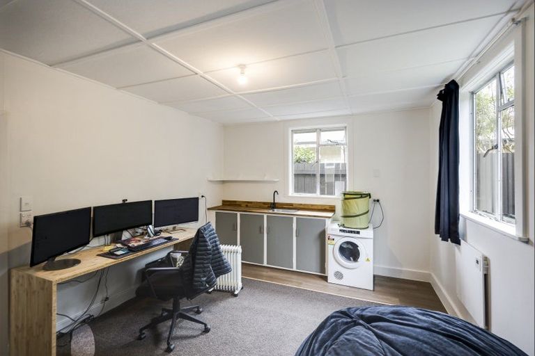 Photo of property in 24 Church Road, Taradale, Napier, 4112