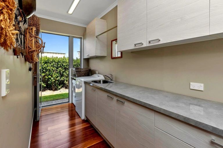 Photo of property in 5 Lanyard Place, One Tree Point, 0118