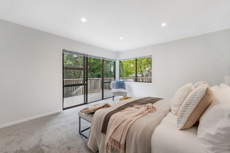 Photo of property in 54 Robbies Road, Shelly Park, Auckland, 2014