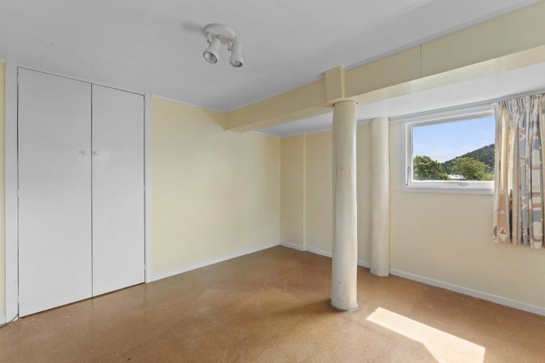 Photo of property in 12 Moana View Road, Waikawa, Picton, 7220