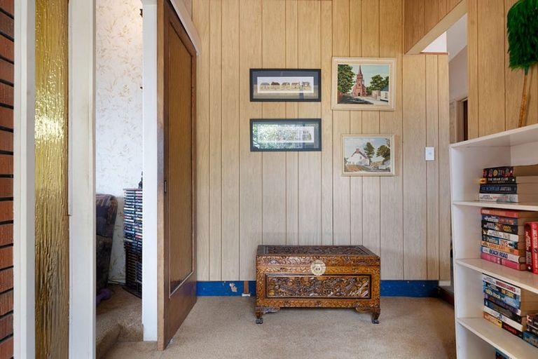 Photo of property in 80 Bruce Road, Glenfield, Auckland, 0629