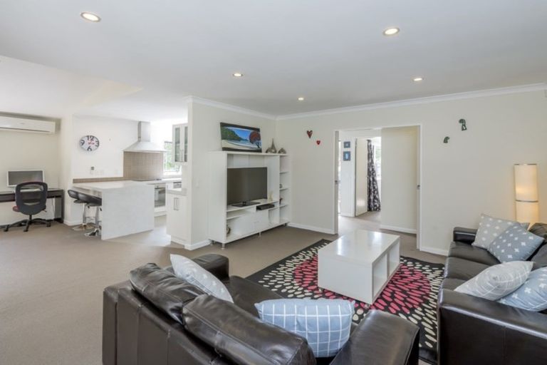 Photo of property in 8 Duncans Way, Otaki Beach, Otaki, 5512