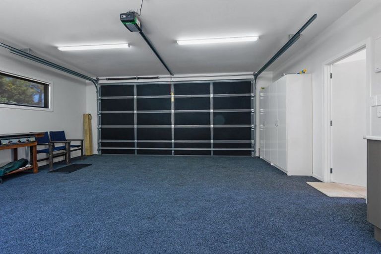 Photo of property in 11 Dudley Crescent, Cable Bay, 0420