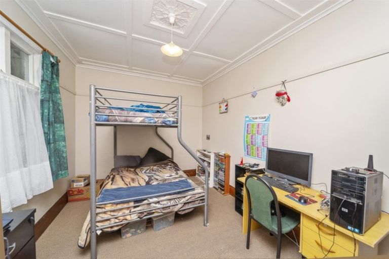 Photo of property in 54 Waihi Road, Hawera, 4610