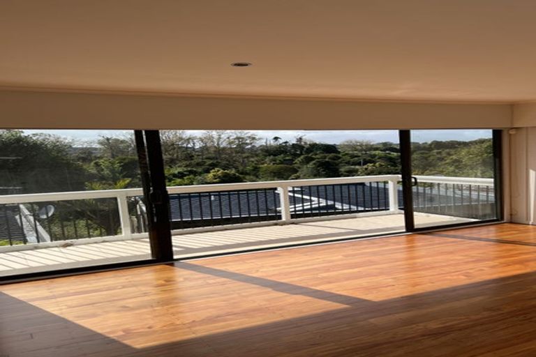 Photo of property in 1/3 Prebble Place, Mission Bay, Auckland, 1071