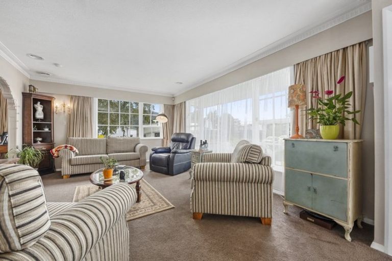 Photo of property in 5 Riversdale Road, Clouston Park, Upper Hutt, 5018