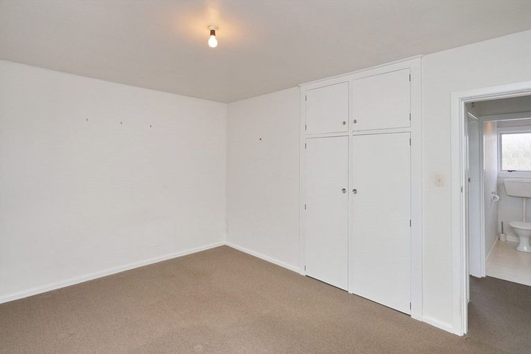 Photo of property in 2 Cradock Street, South New Brighton, Christchurch, 8062