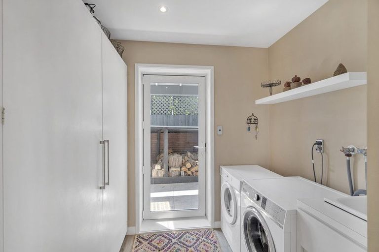 Photo of property in 32a Jeffreys Road, Fendalton, Christchurch, 8052