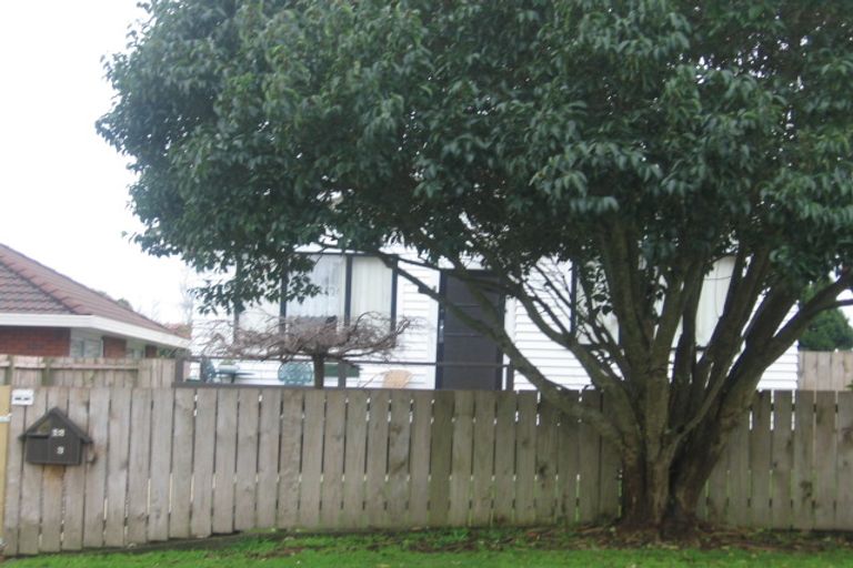 Photo of property in 2/12 Alexander Street, Papakura, 2110