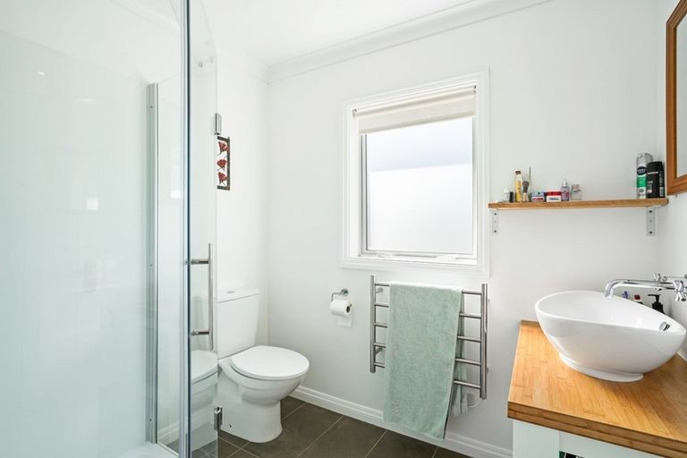 Photo of property in 22 Charles Court, Lake Hawea, Wanaka, 9382