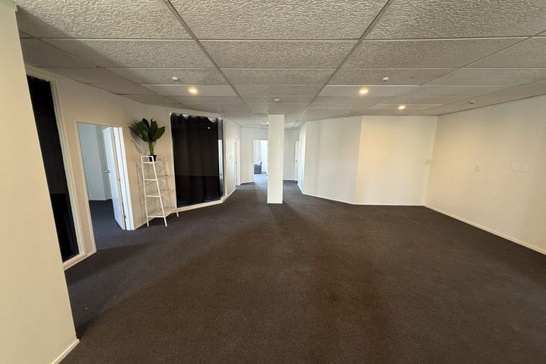 Photo of property in 1/8 Lipman Street, Mount Victoria, Wellington, 6011