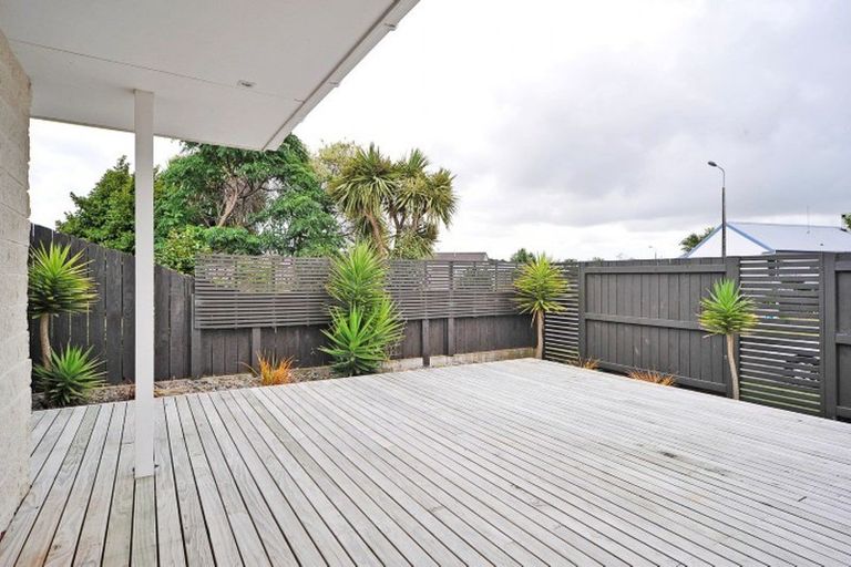 Photo of property in 5 Mercury Street, Milson, Palmerston North, 4414