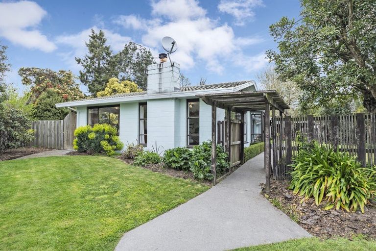 Photo of property in 14 Taiaroa Place, Southbridge, 7602