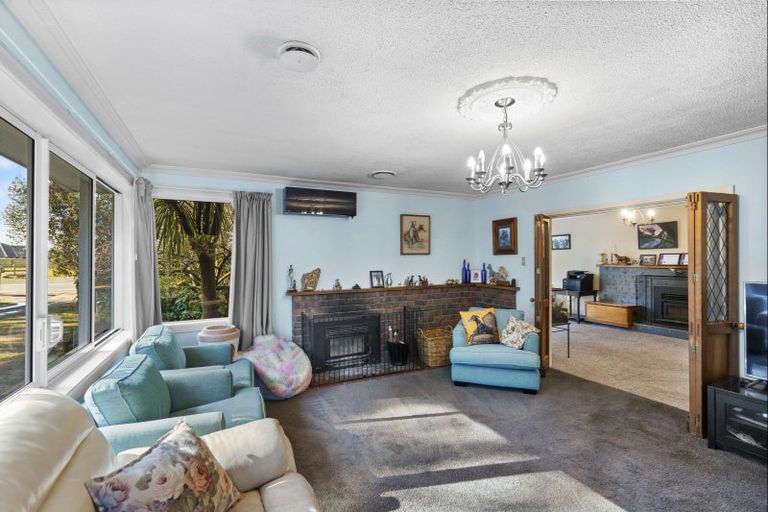 Photo of property in 687 Weedons Ross Road, West Melton, Christchurch, 7676