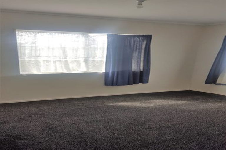 Photo of property in 28 Trimdon Street, Randwick Park, Auckland, 2105
